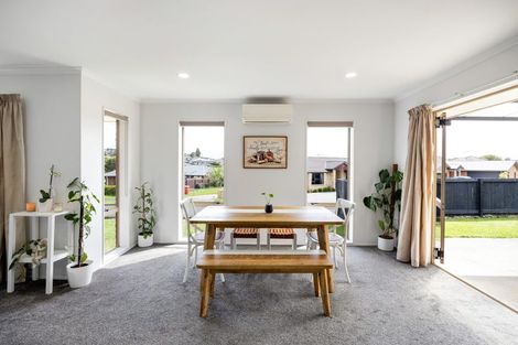 Photo of property in 4 Everton Place, Grandview Heights, Hamilton, 3200