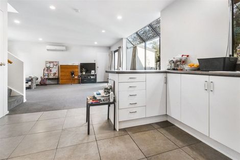 Photo of property in 2/44 London Street, Richmond, Christchurch, 8013