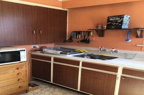 Photo of property in 74 Hargest Crescent, Saint Clair, Dunedin, 9012