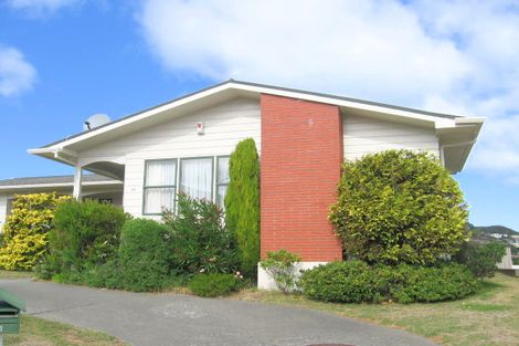 Photo of property in 34 Westview Grove, Miramar, Wellington, 6022