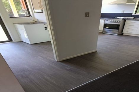 Photo of property in 2/24 Janese Place, Weymouth, Auckland, 2103