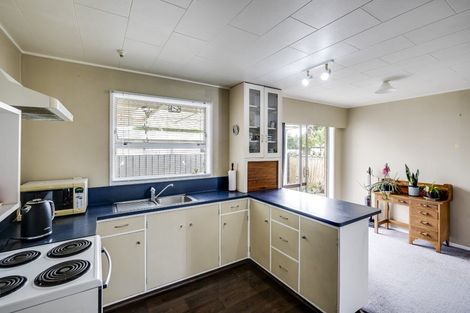 Photo of property in 8 Dundee Drive, Flaxmere, Hastings, 4120