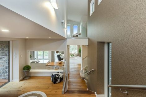 Photo of property in 2 Challenger Lane, Redcliffs, Christchurch, 8081