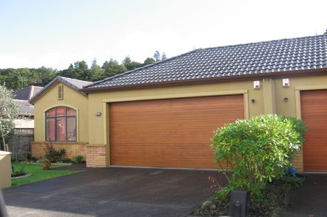 Photo of property in 16 Villanova Place, Albany, Auckland, 0632