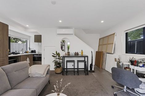 Photo of property in 4/283 Armagh Street, Christchurch Central, Christchurch, 8011