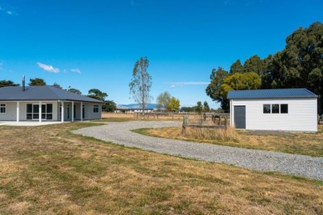 Photo of property in 70 Duddings Line, Tauherenikau, 5771