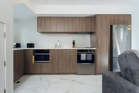 Photo of property in 4/221 Armagh Street, Christchurch Central, Christchurch, 8011