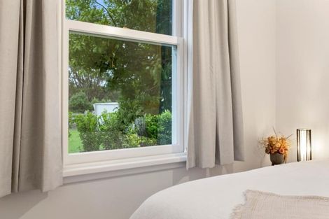 Photo of property in 29 Taupaki Road, Taupaki, Henderson, 0782