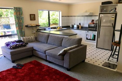 Photo of property in 44 Burnaston Court, Dannemora, Auckland, 2016