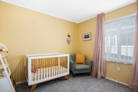Photo of property in 71 Petrie Street, Wainuiomata, Lower Hutt, 5014