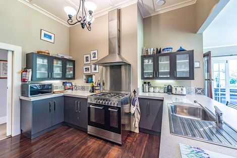 Photo of property in 29 Mount View Road, Bastia Hill, Whanganui, 4500