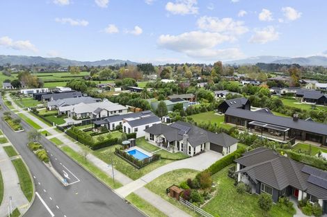 Photo of property in 13 Alan Livingston Drive, Cambridge, 3434