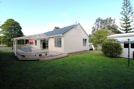 Photo of property in 103 Kowhai Avenue, Matarangi, Whitianga, 3592