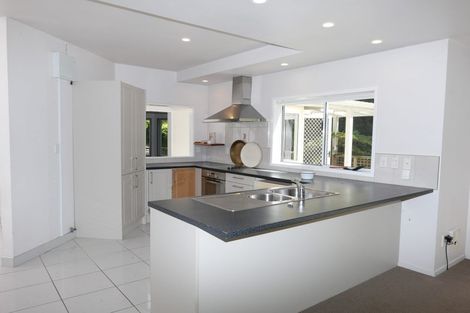 Photo of property in 45 Greenaway Road, Waikanae, 5036