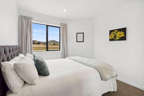 Photo of property in 35 Campbell Road, Wanaka, 9305