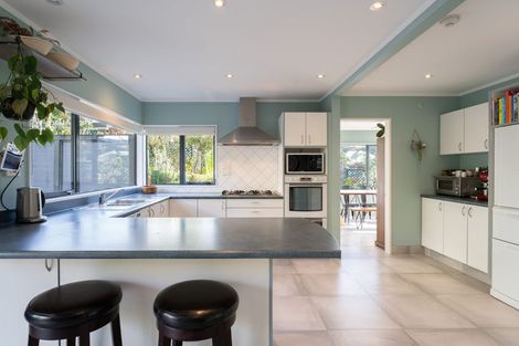 Photo of property in 7 Amesbury Drive, Churton Park, Wellington, 6037