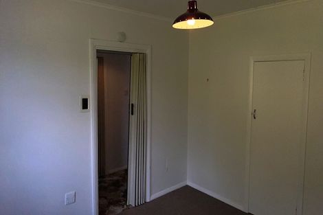 Photo of property in 39 Bledisloe Crescent, Wainuiomata, Lower Hutt, 5014