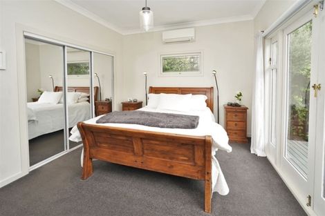 Photo of property in 6 Forest Lake Road, Forest Lake, Hamilton, 3200