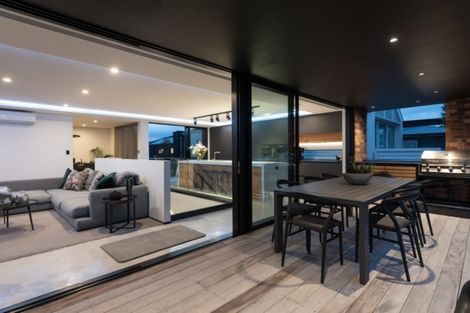 Photo of property in 193a Marine Parade, Mount Maunganui, 3116