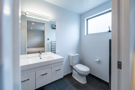 Photo of property in 26 Obelisk Street, Wanaka, 9305