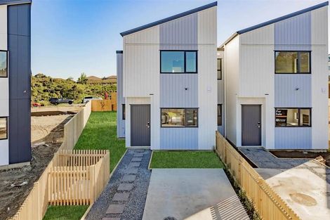 Photo of property in 10b Kotahitanga Street, Papakura, 2110