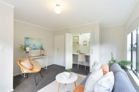 Photo of property in 19 Miro Road, Raumati South, Paraparaumu, 5032