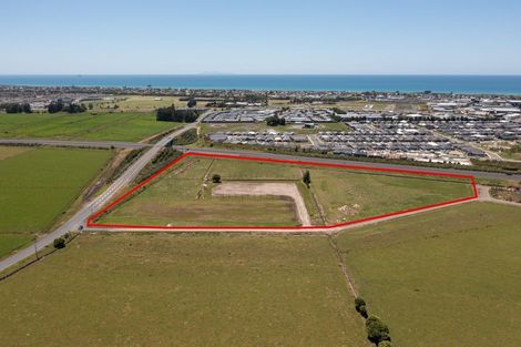 Photo of property in 227 Parton Road, Papamoa, Te Puke, 3187