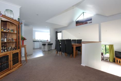 Photo of property in 13 Tutchen Avenue, Raglan, 3225