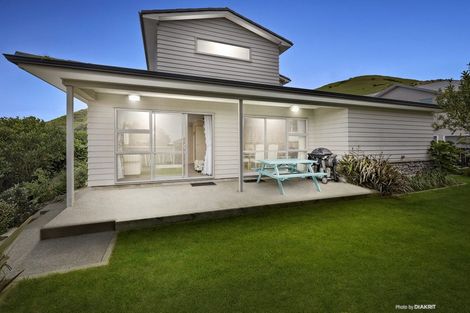 Photo of property in 3 Hislop Way, Johnsonville, Wellington, 6037
