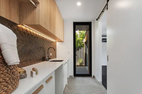Photo of property in 48 Puriri Street, Riccarton, Christchurch, 8041