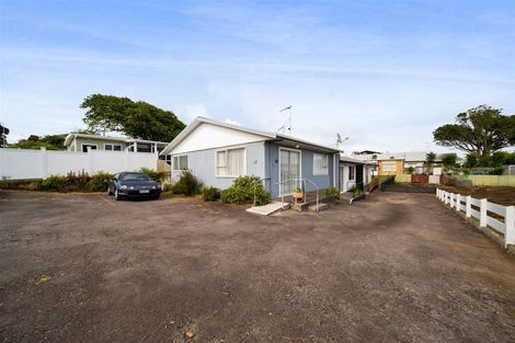 Photo of property in 76b Eliot Street, New Plymouth, 4310