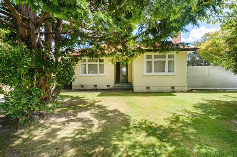 Photo of property in 64 Manawatu Street, Hokowhitu, Palmerston North, 4410