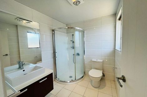 Photo of property in 18 Windfola Parkway, Takanini, 2112