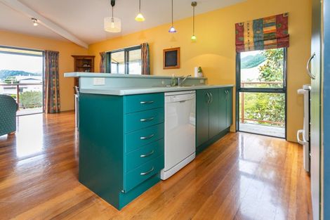 Photo of property in 12 Fishermans Bend, Whiritoa, Whangamata, 3691