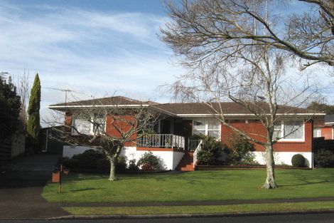 Photo of property in 74 Ray Small Drive, Pahurehure, Papakura, 2113