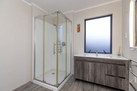Photo of property in 3 Esplanade Road, Tahawai, Katikati, 3170