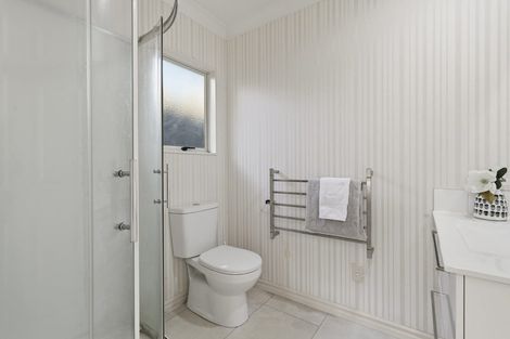 Photo of property in 16a Goods Road, Otumoetai, Tauranga, 3110