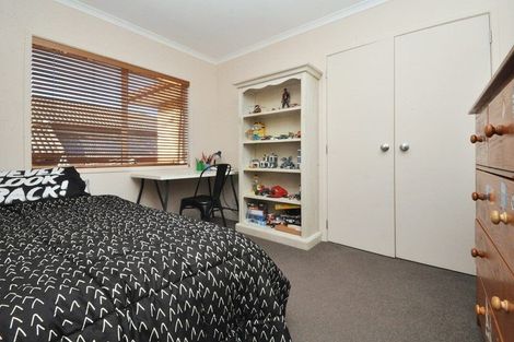 Photo of property in 24 Driftwood Drive, Red Beach, 0932