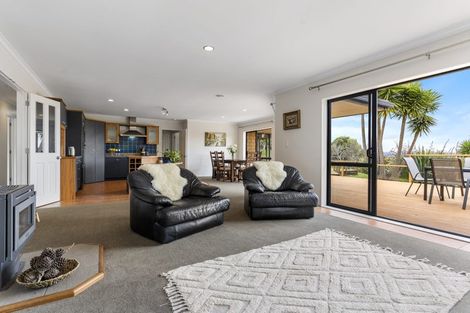 Photo of property in 577 Redoubt Road, Flat Bush, Auckland, 2019