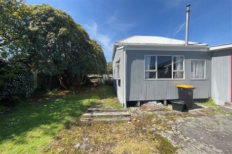 Photo of property in 30 Romilly Street, Westport, 7825