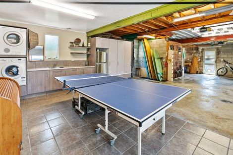 Photo of property in 10 Hall Road, Pataua North, Whangarei, 0175