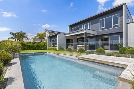 Photo of property in 37 Forstera Way, Papamoa Beach, Papamoa, 3118