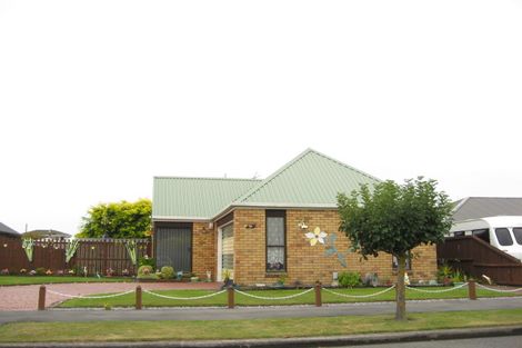 Photo of property in 26 Briarmont Street, Avondale, Christchurch, 8061