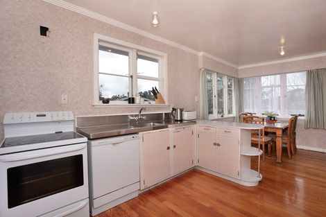 Photo of property in 34 Milne Street, Hunterville, 4730