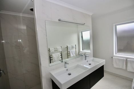 Photo of property in 76 Leeward Drive, Whitianga, 3510