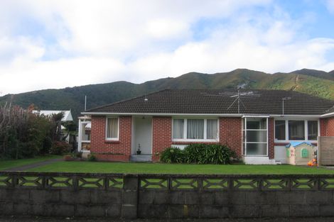 Photo of property in 1/5 Hinemoa Street, Waiwhetu, Lower Hutt, 5010