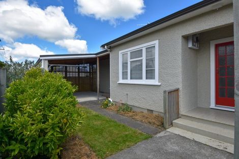 Photo of property in 105 Broadway, Carterton, 5713