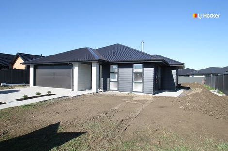 Photo of property in 25 Caledonia Drive, Mosgiel, 9024