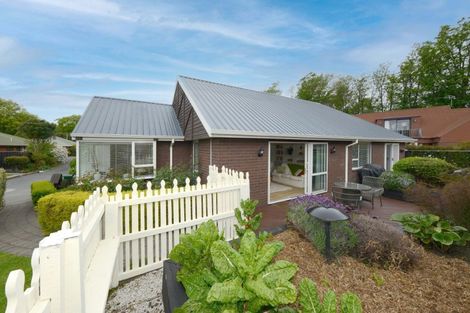 Photo of property in 2/11 Ludecke Place, Sockburn, Christchurch, 8042
