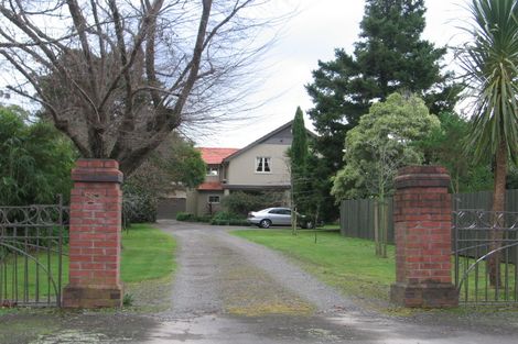 Photo of property in 567 Featherston Street, Roslyn, Palmerston North, 4414